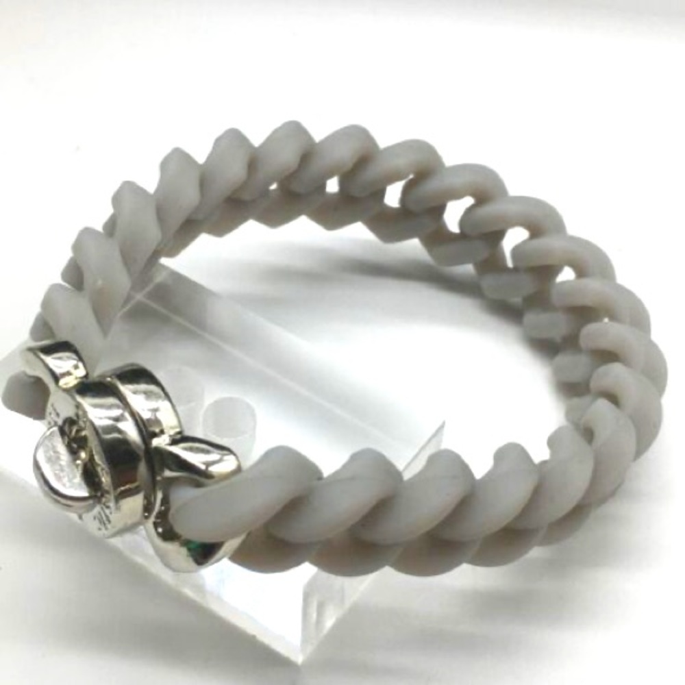 Rustic Cuff Silver Tone Logo Turnlock Silicone Stretch Chain Bracelet - Gray